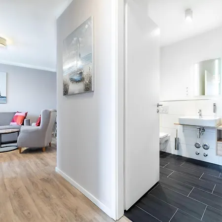 Geraeumige Mit Ueberdachter Terrasse Апартаменты
