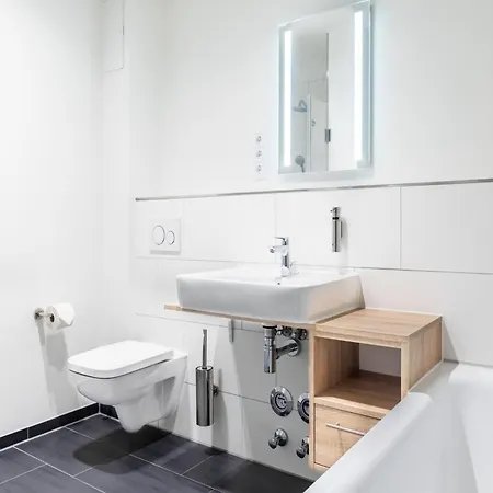 Geraeumige Mit Ueberdachter Terrasse Апартаменты *